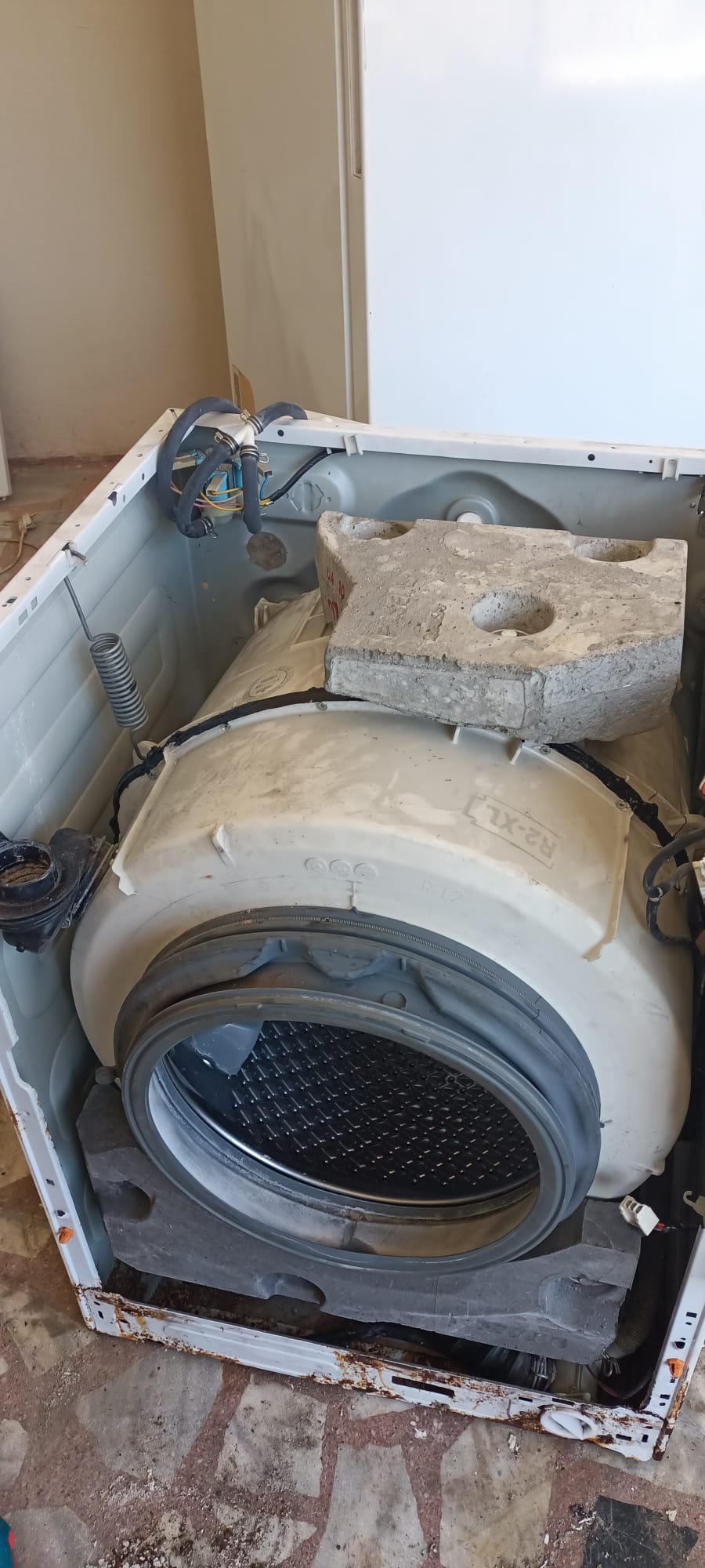 Edirne Çamaşır Makinesi Kapağı Açılmıyor